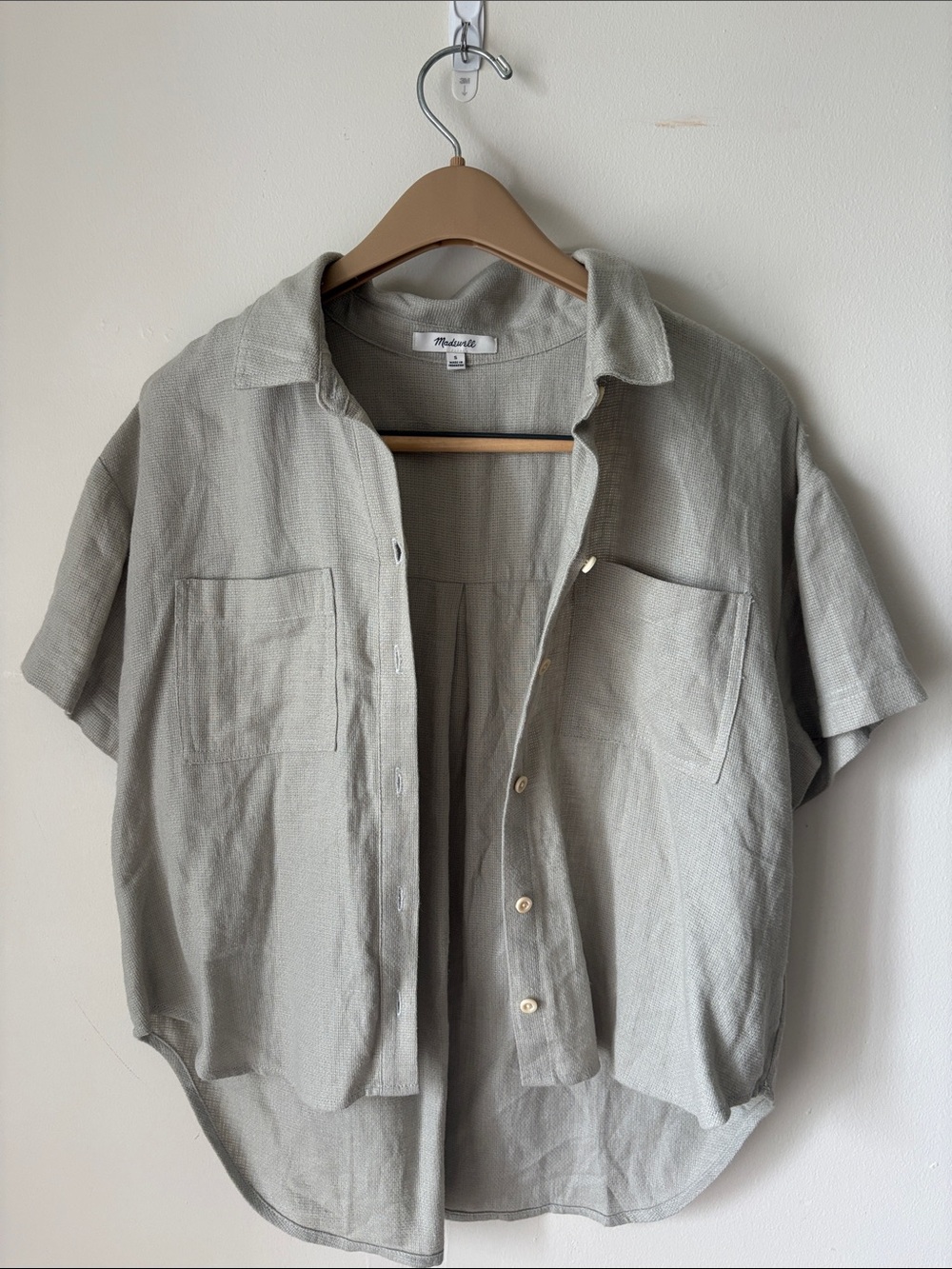 Madewell Ashen Sage Green Breezewoven Beachside Shirttail Top